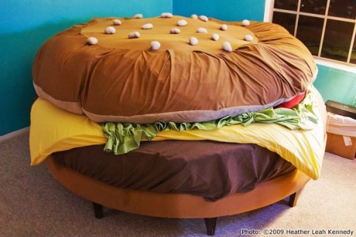 hamburger_bed.jpg